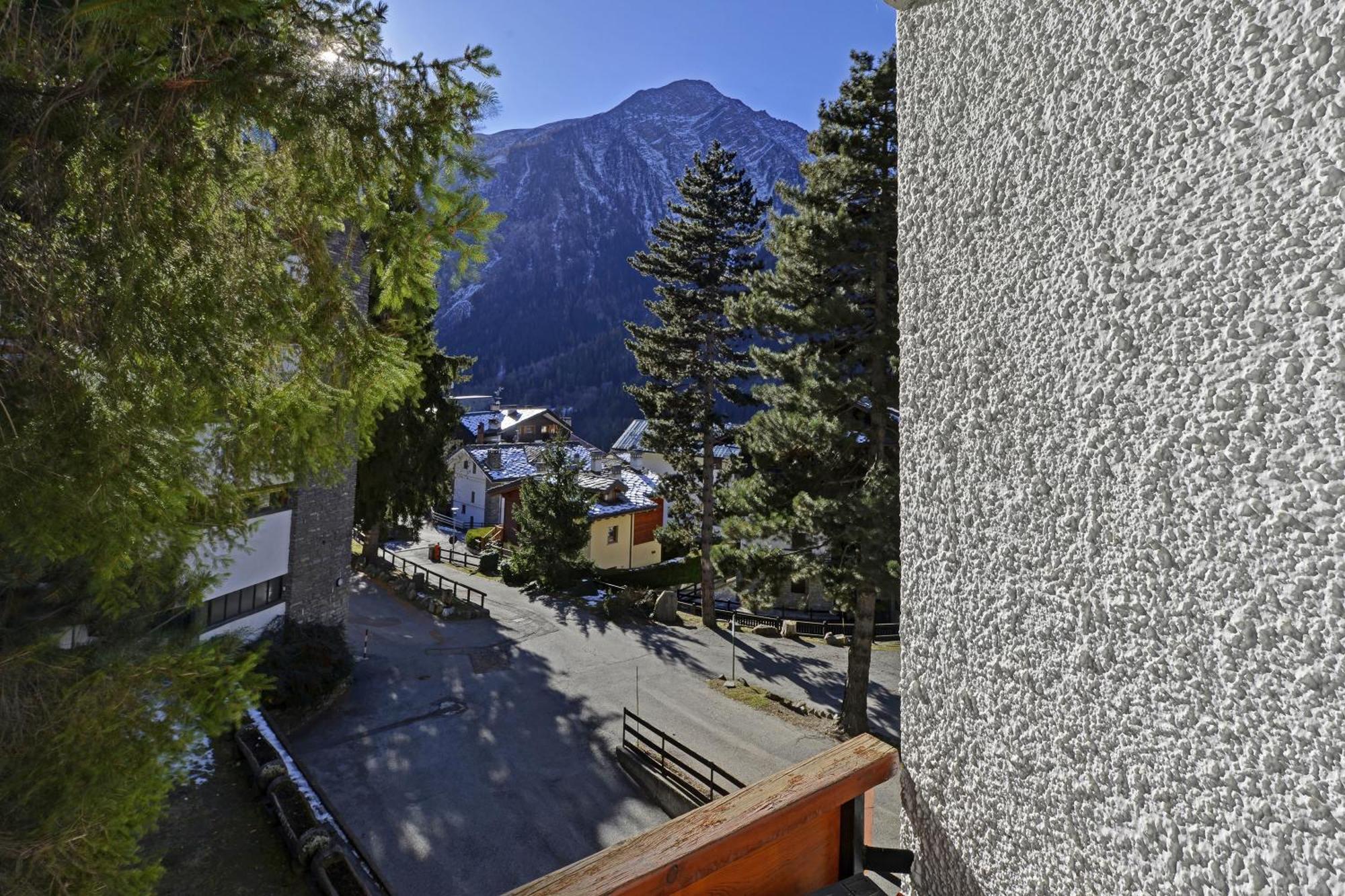 Dulci Du Mont Blanc Apartment Courmayeur Ngoại thất bức ảnh