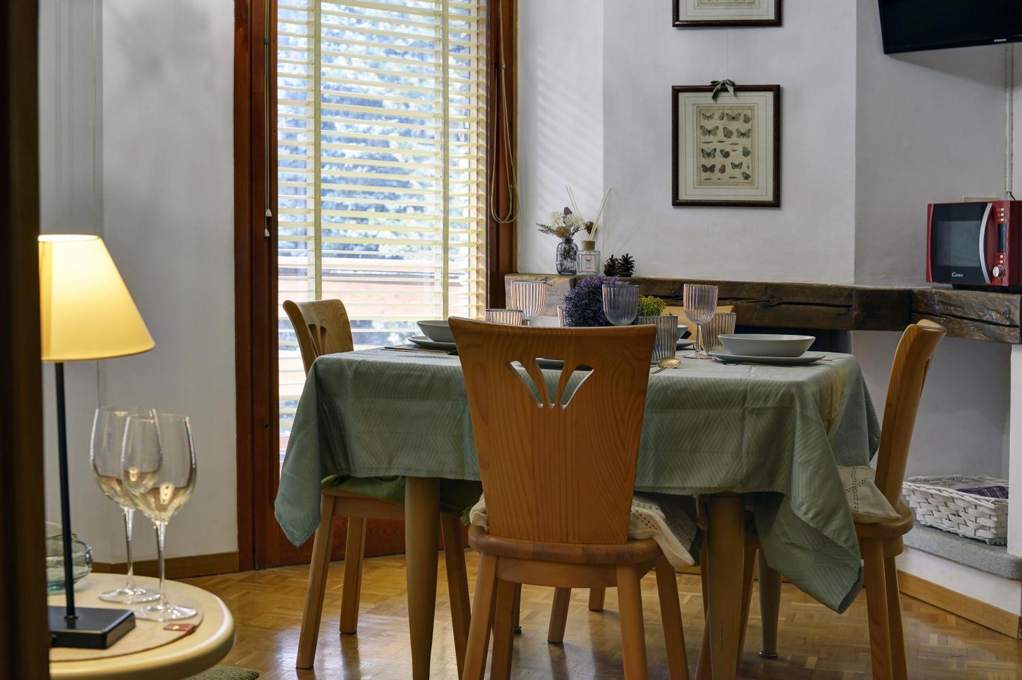Dulci Du Mont Blanc Apartment Courmayeur Ngoại thất bức ảnh